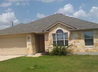 102 Aguilar Dr, Hutto, TX 78634