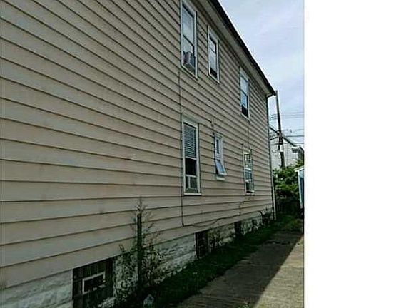 3rd image of 54 Mount Vernon Ave