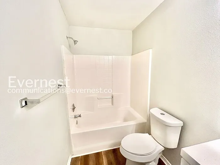 230 Creek Cove Dr — Photo 6