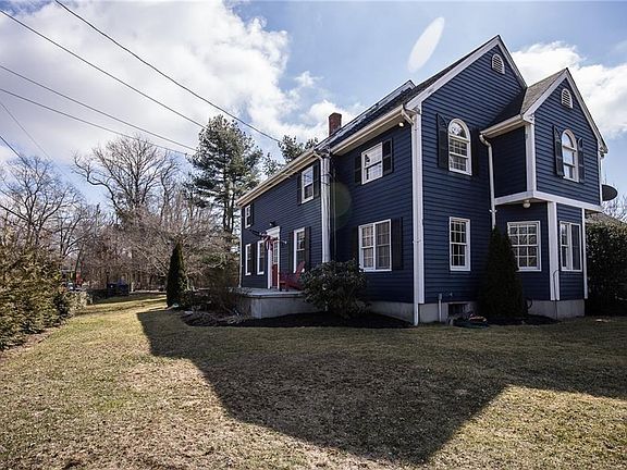 2nd image of 179 Schoolhouse Rd