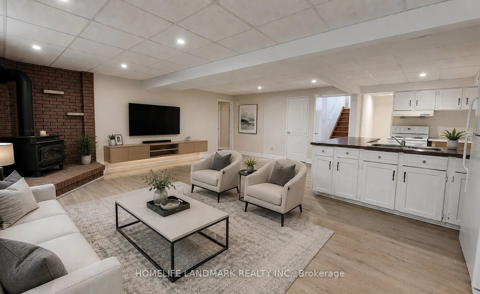 3 bed, $2,500 — Photo 1