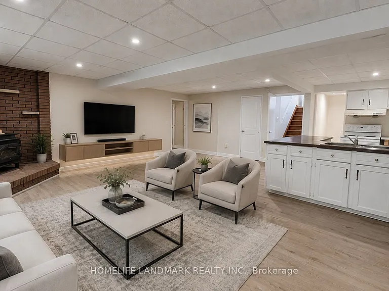 171 Greenfield Ave #BASEMENT — Photo 1