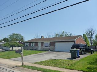 2540 Tower Dr, Dover, PA 17315