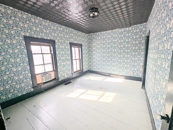 30th image of this home