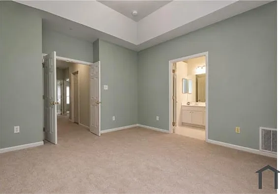 504 Redland Blvd — Photo 5