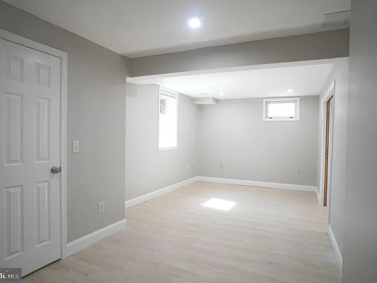 10322 Dunn Meadow Rd — Photo 41