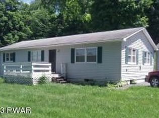 474 Honesdale Rd, Waymart, PA 18472