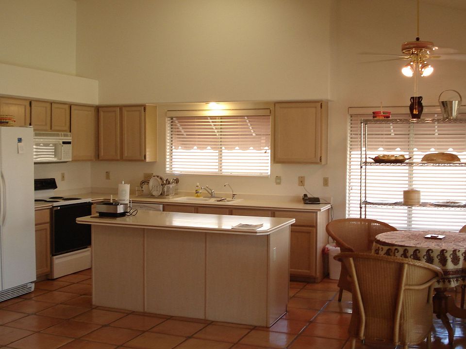 Upgraded counter tops in large open kitchen with island 