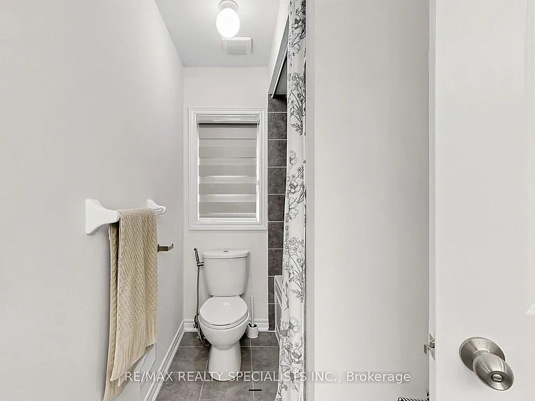 250 Chippewa Ave — Photo 38