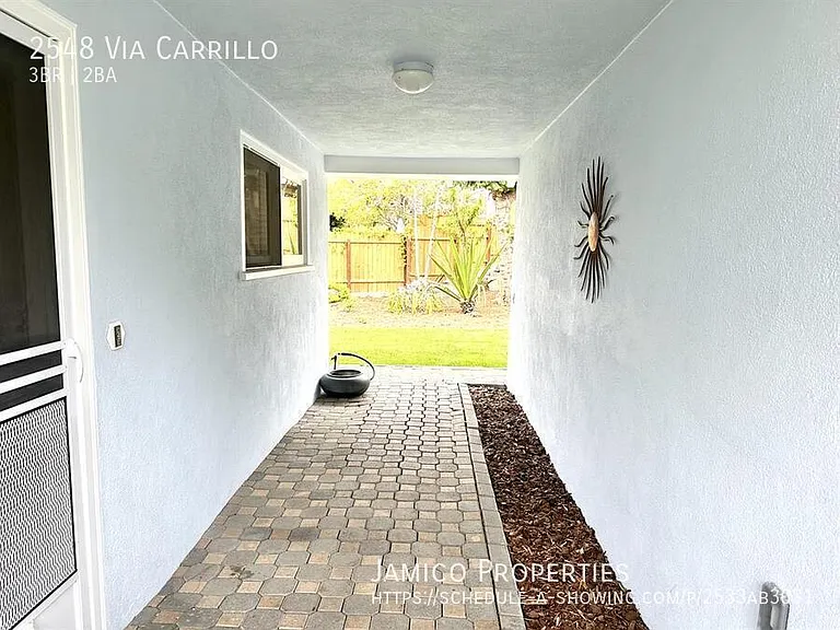 2548 Via Carrillo — Photo 6