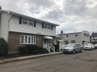 400-402 Berner Ave, Hazleton, PA 18201