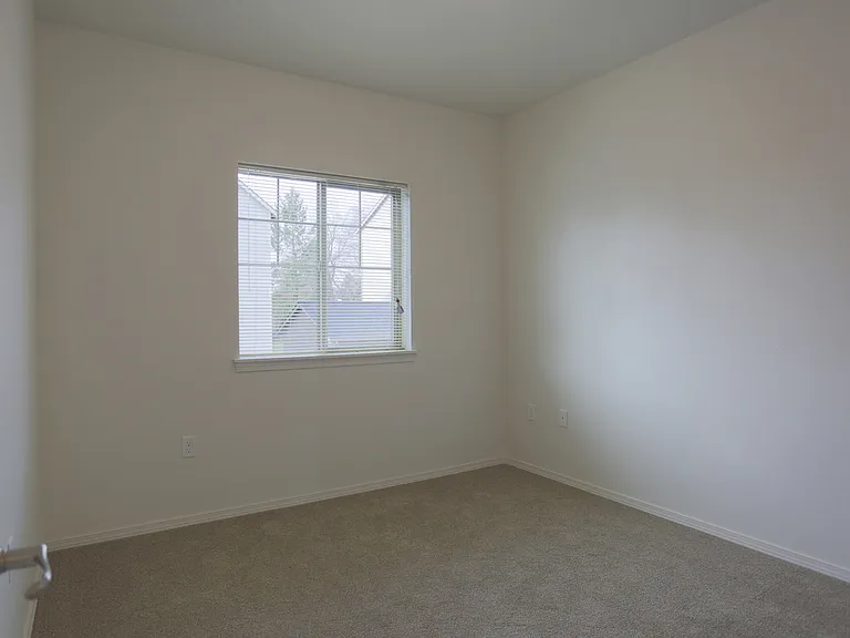 Main St Village Apartments — Photo 28