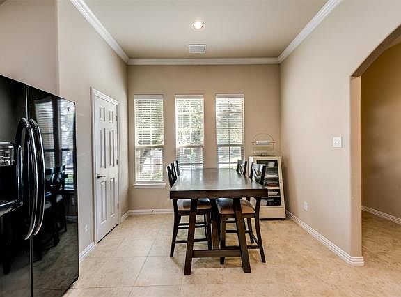3rd image of 12404 Meadow Landing Dr