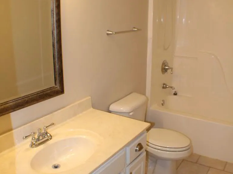 1329 Copperfield Dr — Photo 16