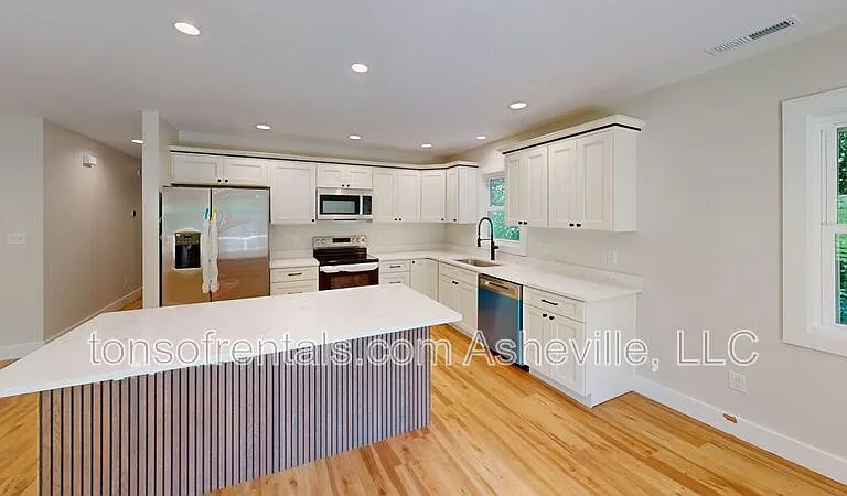 6 Tracy Ln — Photo 10