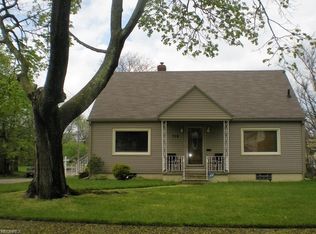 718 Crestview Ave, Akron, OH 44320