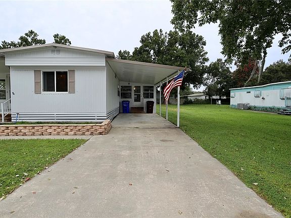 4th image of 702 Robinson Ave