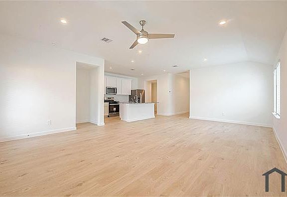 5th image of 1210 Via Del Corso Ln