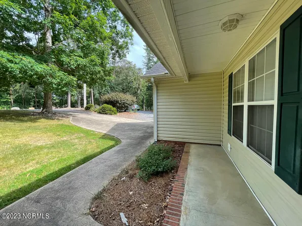 241 Woodrun Drive, Mount Gilead, NC 27306