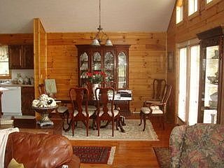 2nd image of 134 Lakeview Cir