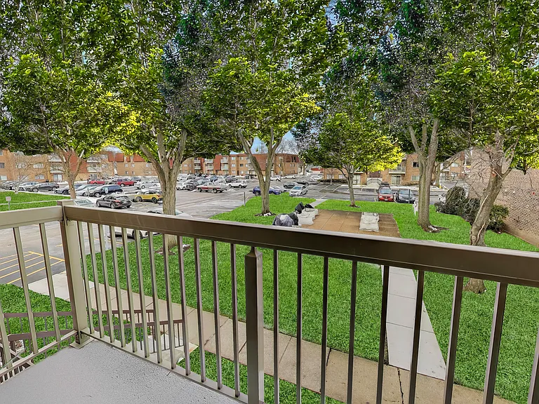 613 W Central Rd #B7 — Photo 12