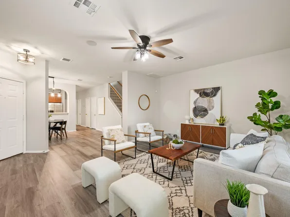 16100 S Great Oaks Dr APT 102, Round Rock, TX 78681