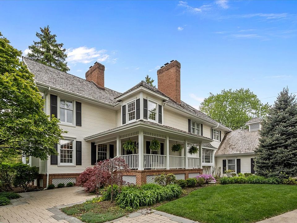 1st image of 1009 Ashley Ln