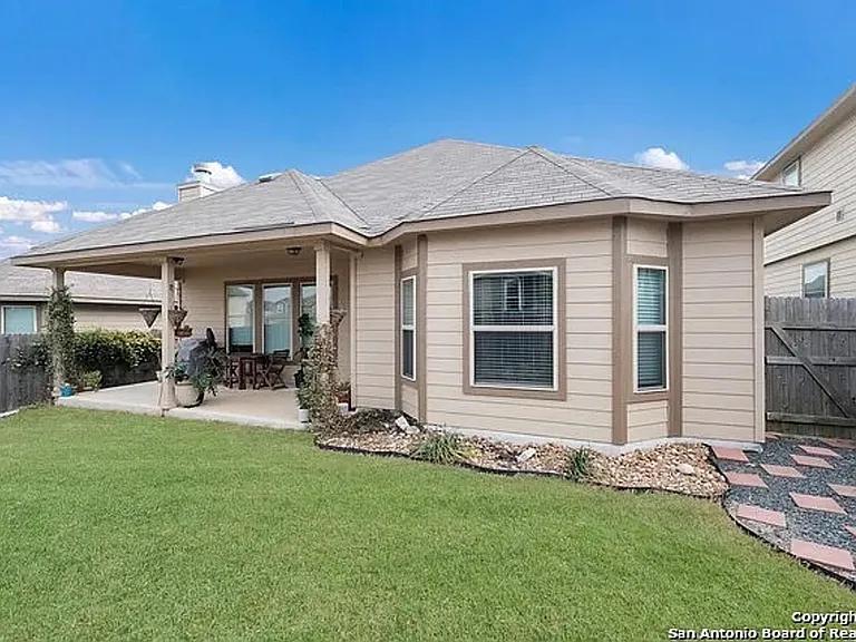8909 Elizabeth Park — Photo 24