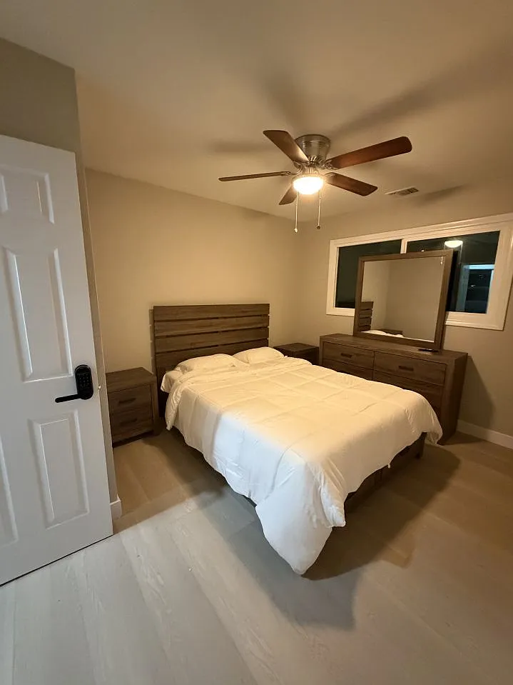 4 bed, 1372 sqft, $1,150 — Photo 1