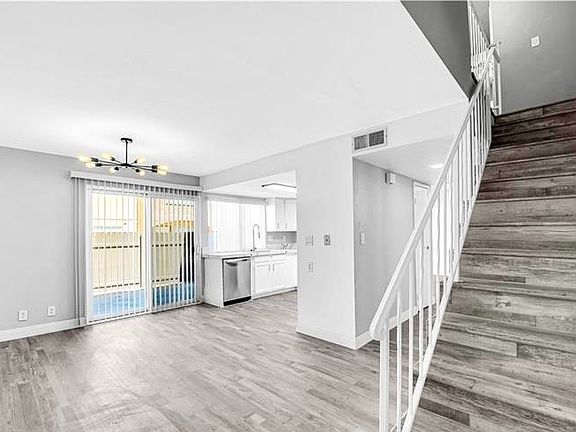 4th image of 1444 Santa Anita Dr APT B