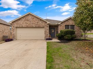 621 Sage Brush Dr, Weatherford, TX 76087