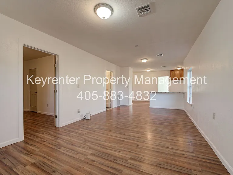 2709 N Fonshill Ave — Photo 7