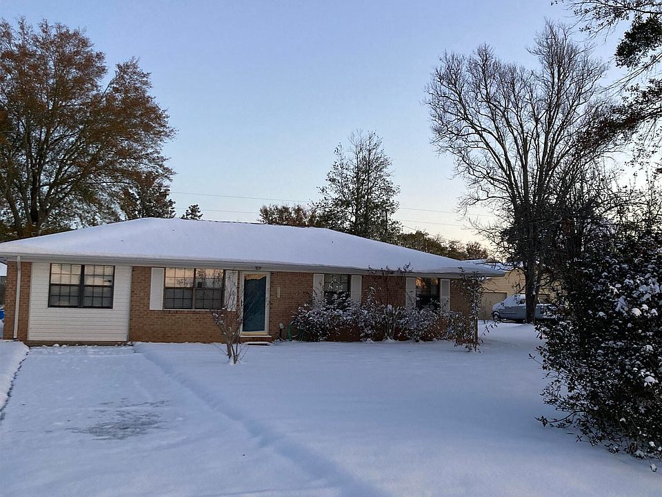 1st image of 212 W Azalea Ave