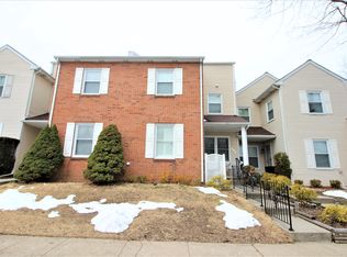 520 Amhurst Sq, Bensalem, PA