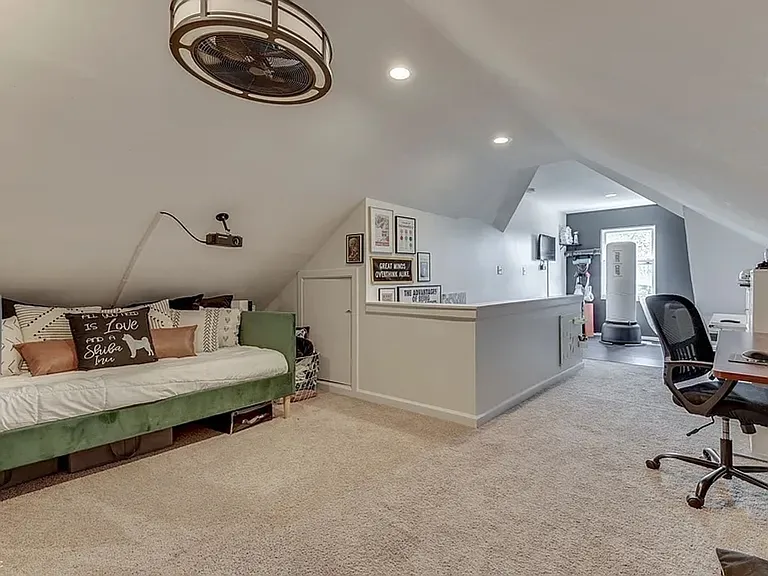 818 Parkway Ave — Photo 31