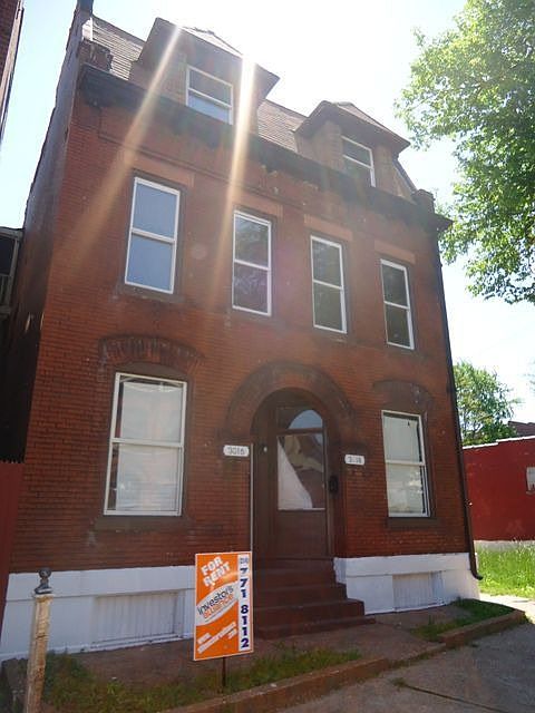 1st image of 3016 California Ave #3F