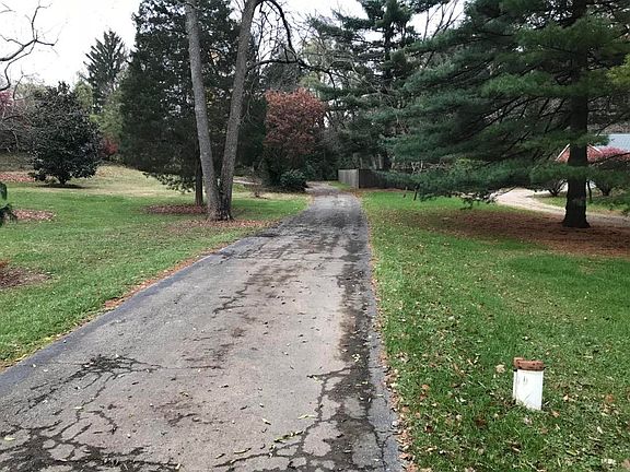 2nd image of 10199 Wiegleib Ave