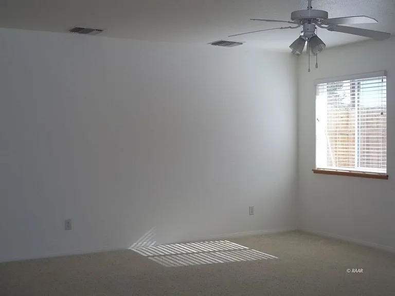 1132 Porter St — Photo 3