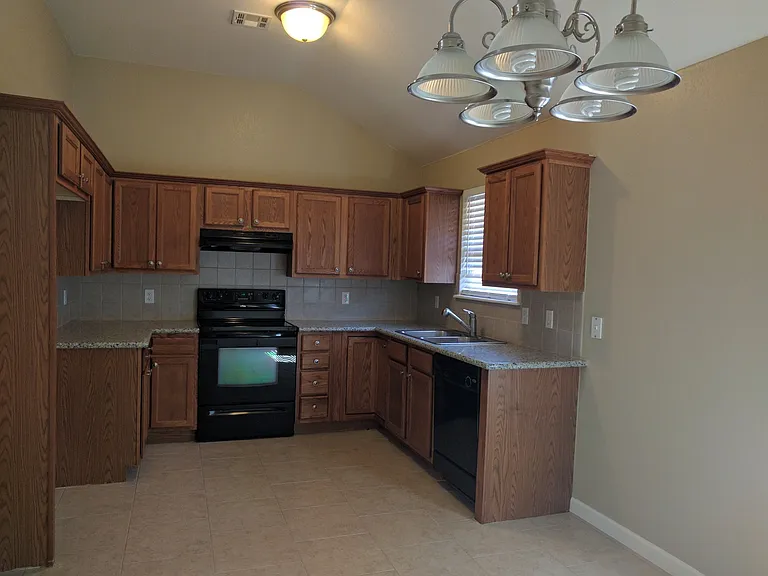 416 Cherokee Gate Dr — Photo 5
