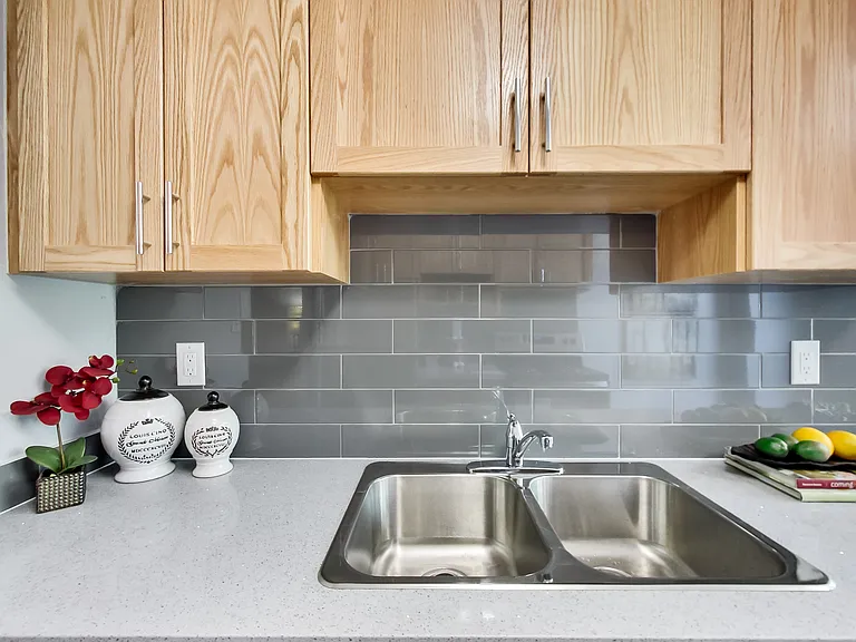 660 Briar Hill Ave #103 — Photo 74