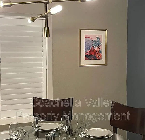 2162 Shannon Way — Photo 6