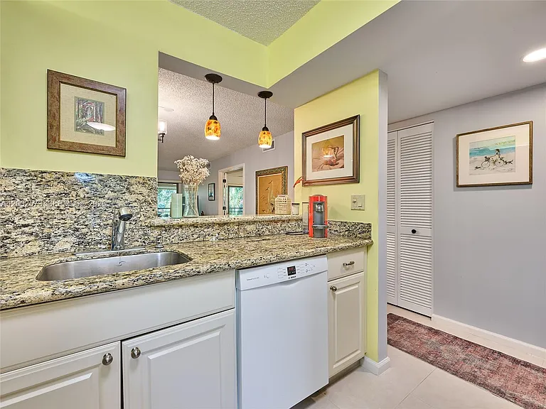 10143 Mangrove Dr #303 — Photo 24