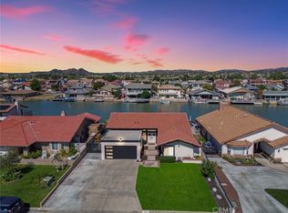 18320 Niagara Dr, Victorville, CA 92395