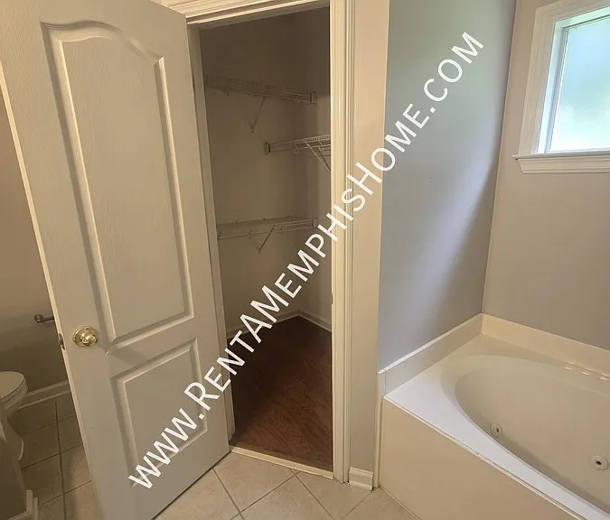 8246 Wesley Woods Cir — Photo 10