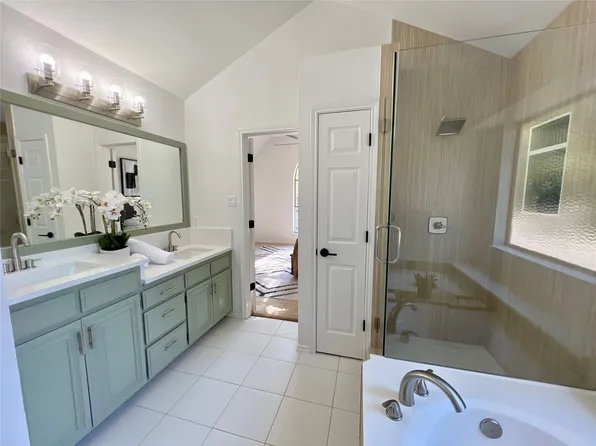 312 Country Manor Dr, Keller, TX 76248
