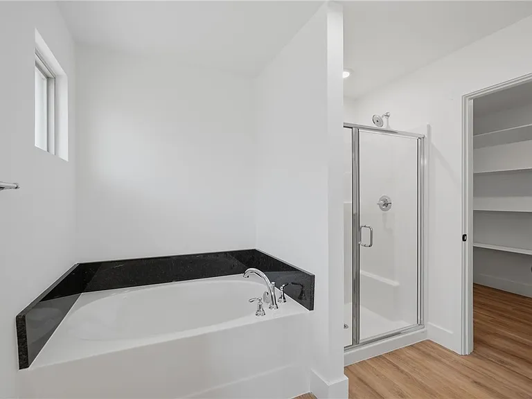 5089 Vista Ave — Photo 17