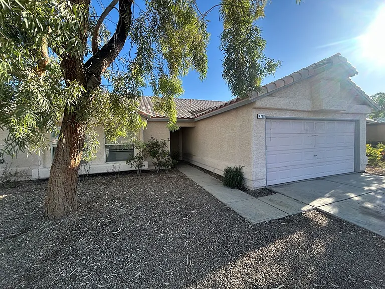 4718 Checker Way — Photo 1