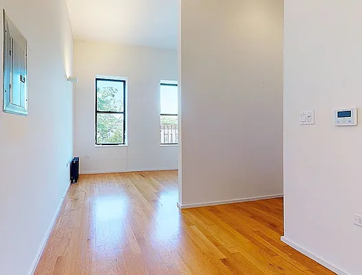 Rented by (Legacy) Tri Hill Realty Group LLC | media 7