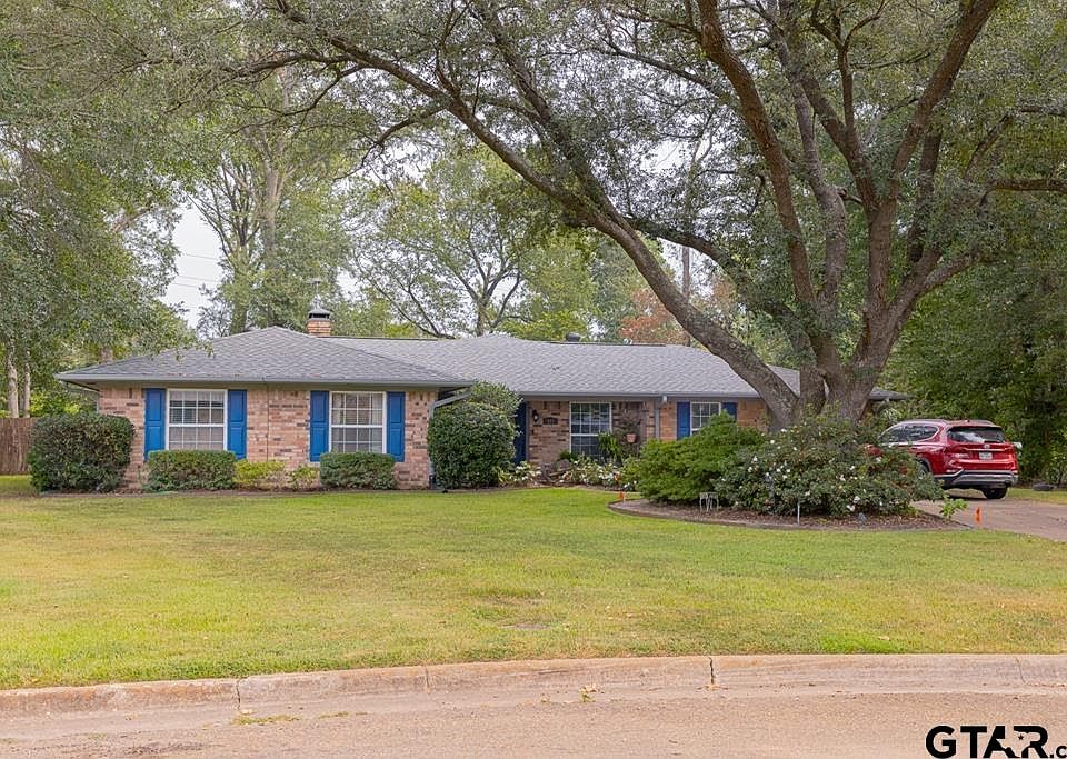 1st image of 311 Kent Dr