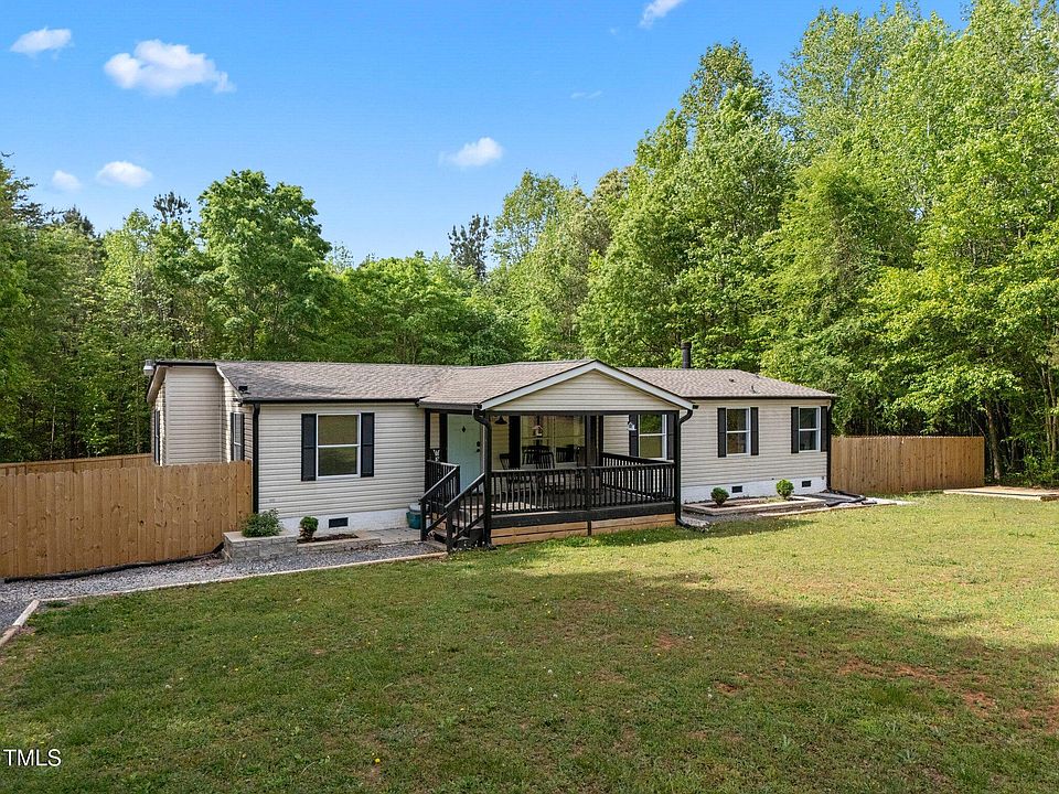 1st image of 305 Christys Way